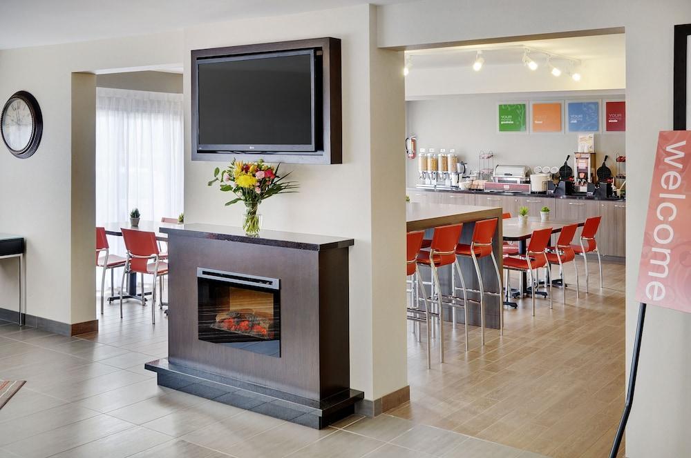 Comfort Inn Kapuskasing Bagian luar foto