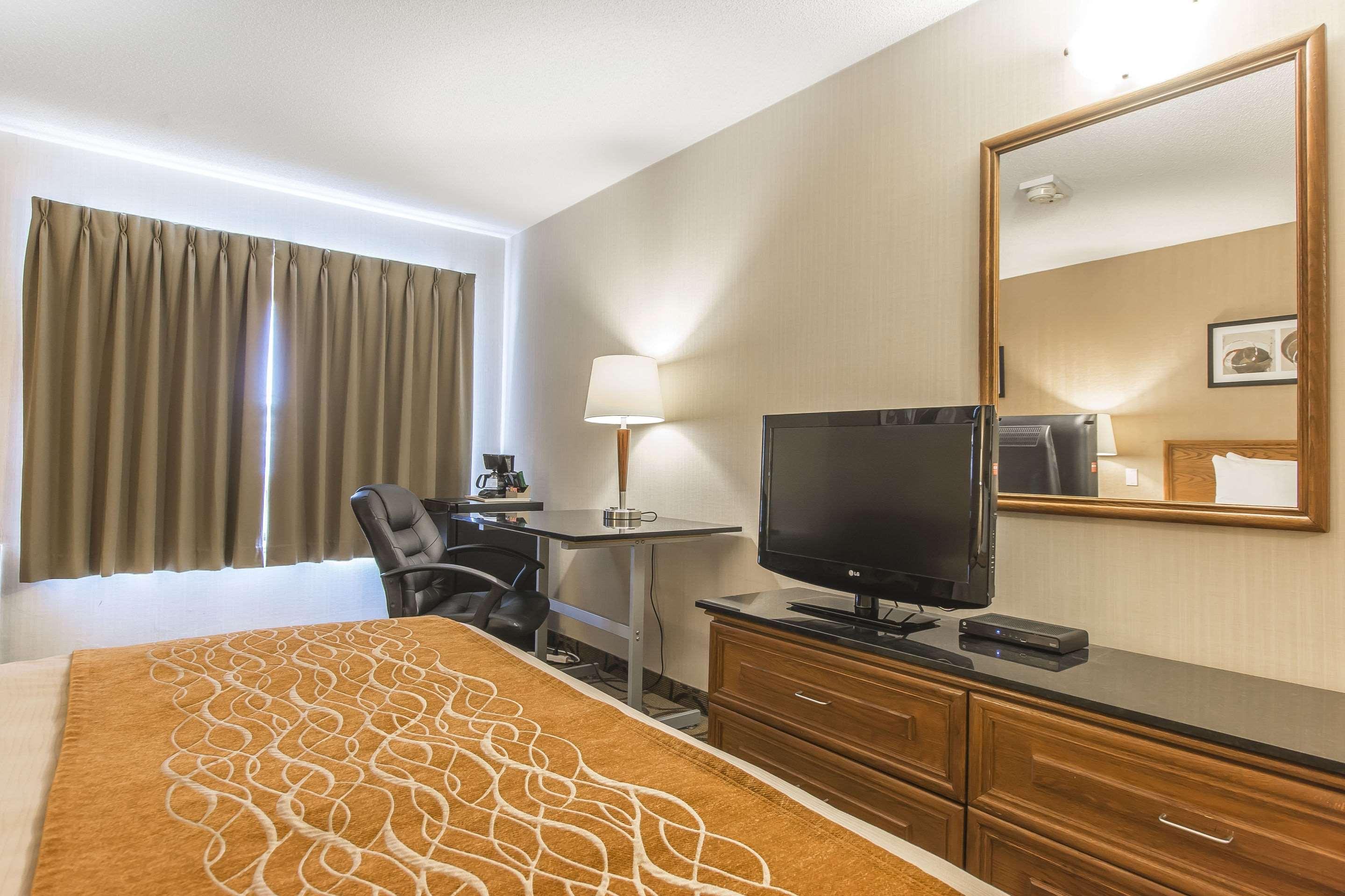 Comfort Inn Kapuskasing Bagian luar foto