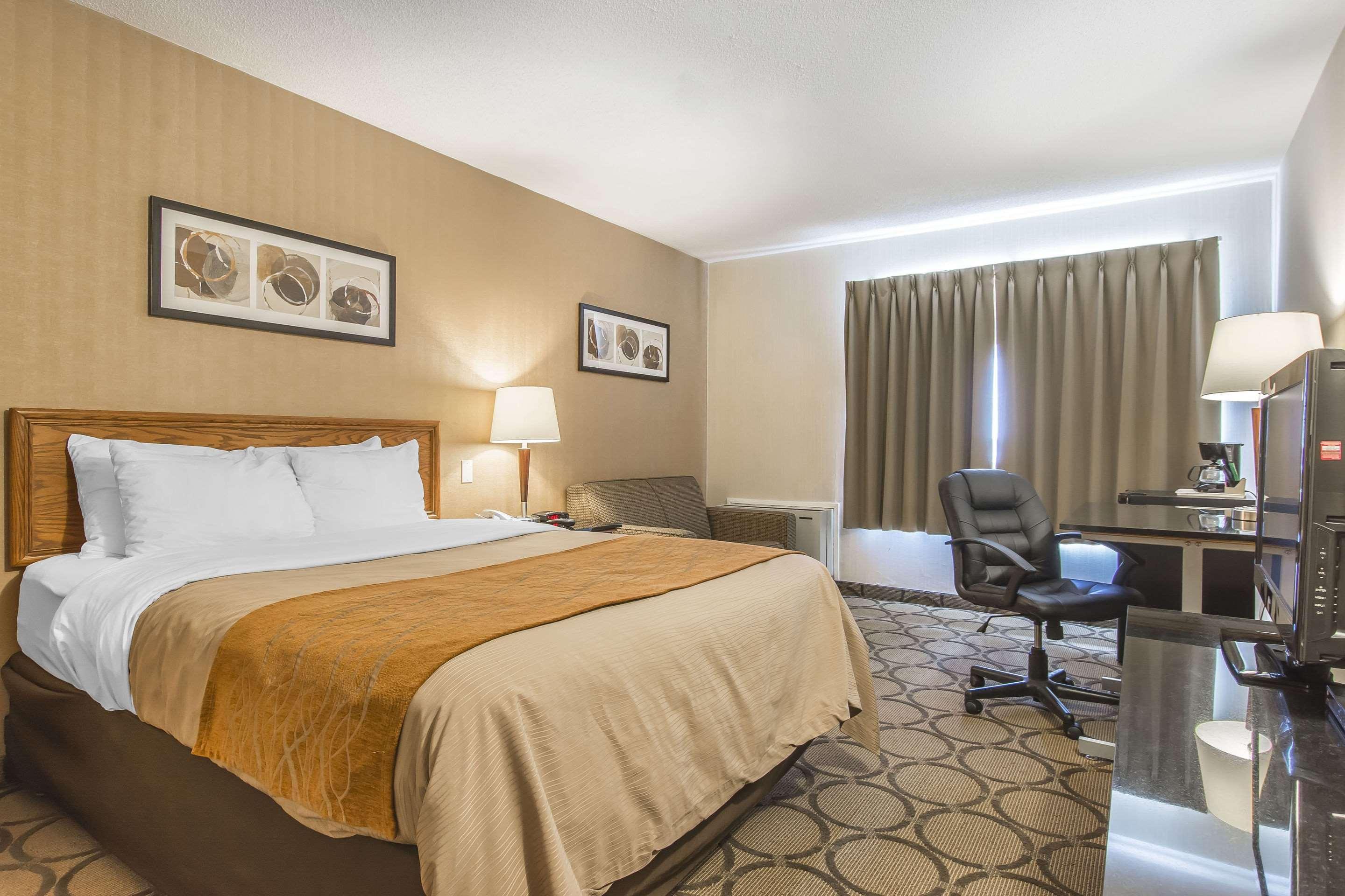 Comfort Inn Kapuskasing Bagian luar foto