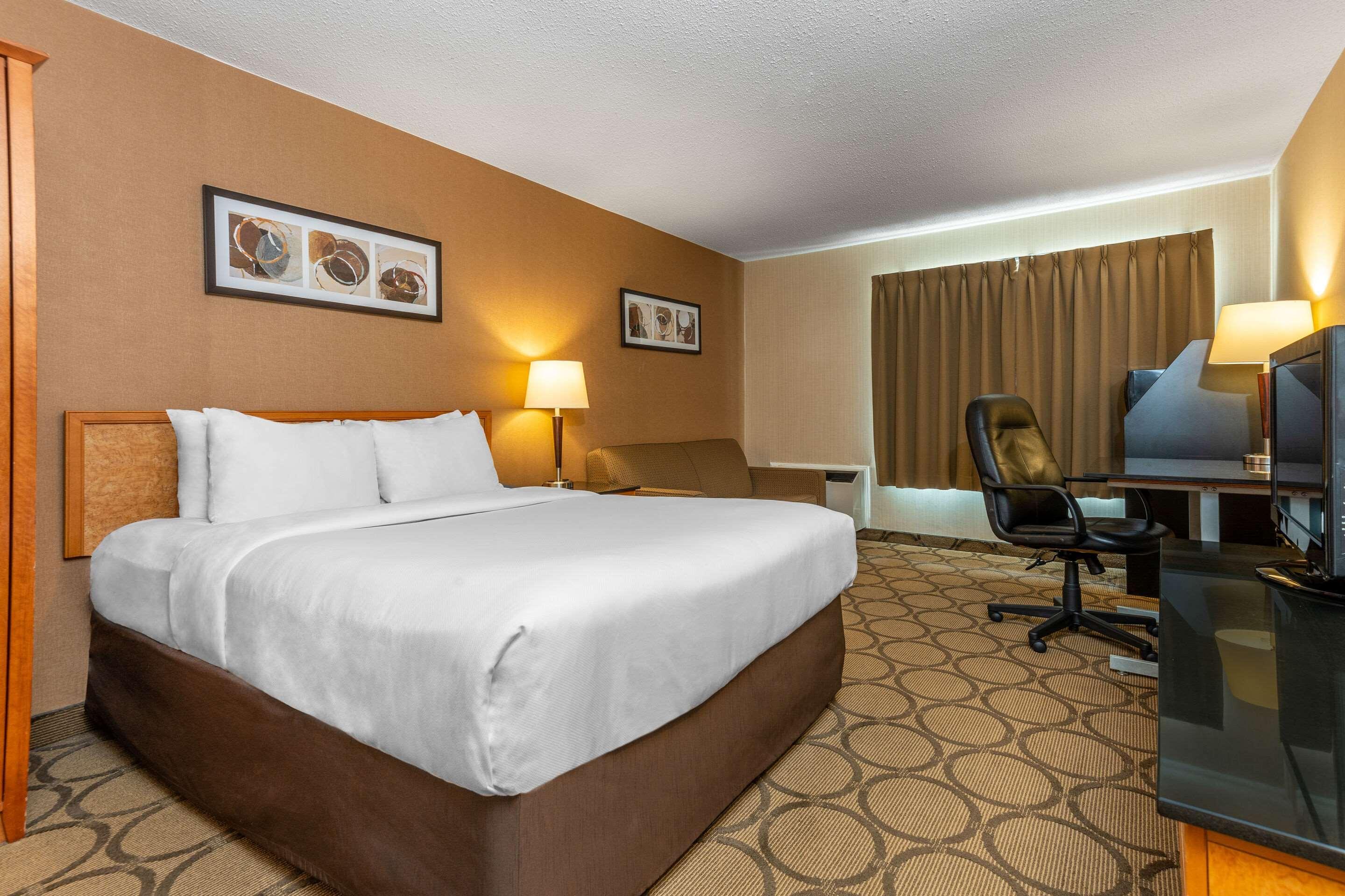 Comfort Inn Kapuskasing Bagian luar foto