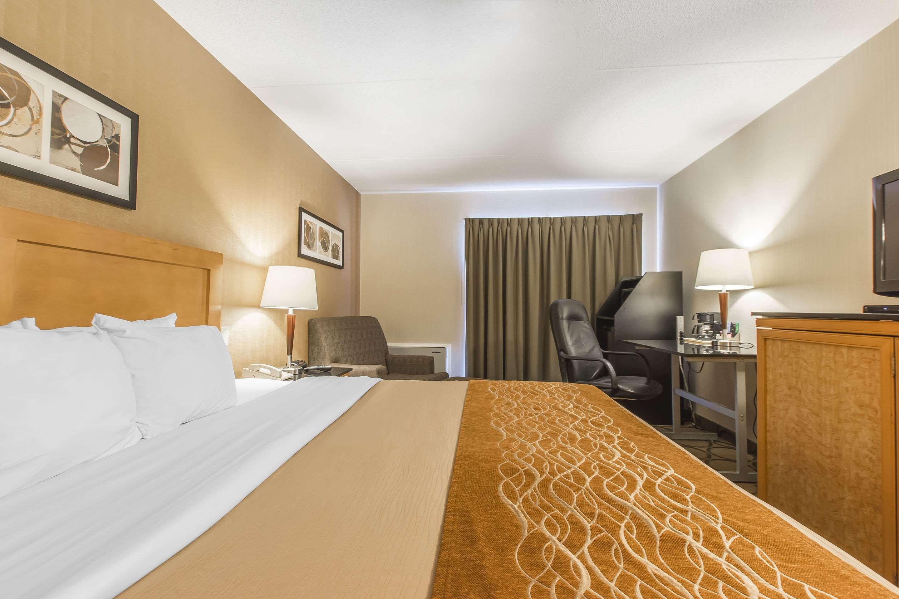 Comfort Inn Kapuskasing Bagian luar foto
