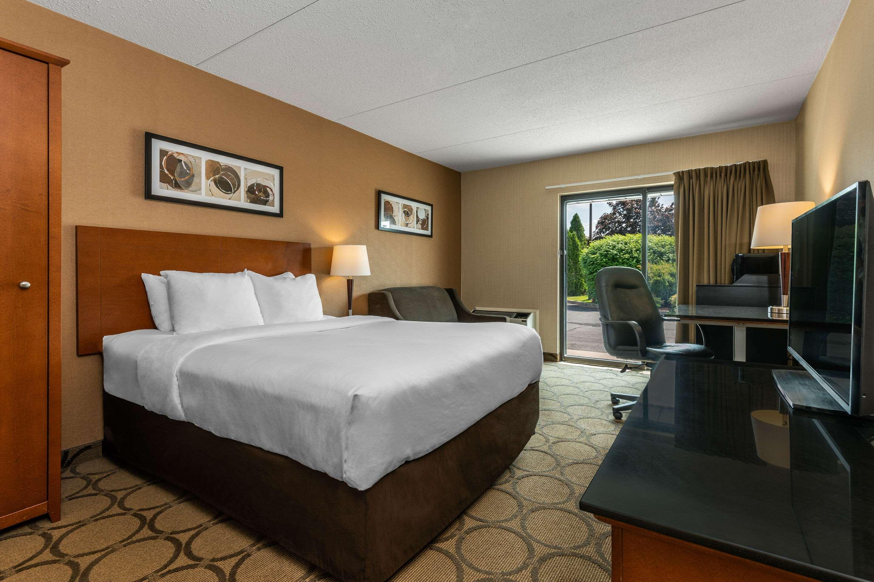 Comfort Inn Kapuskasing Bagian luar foto