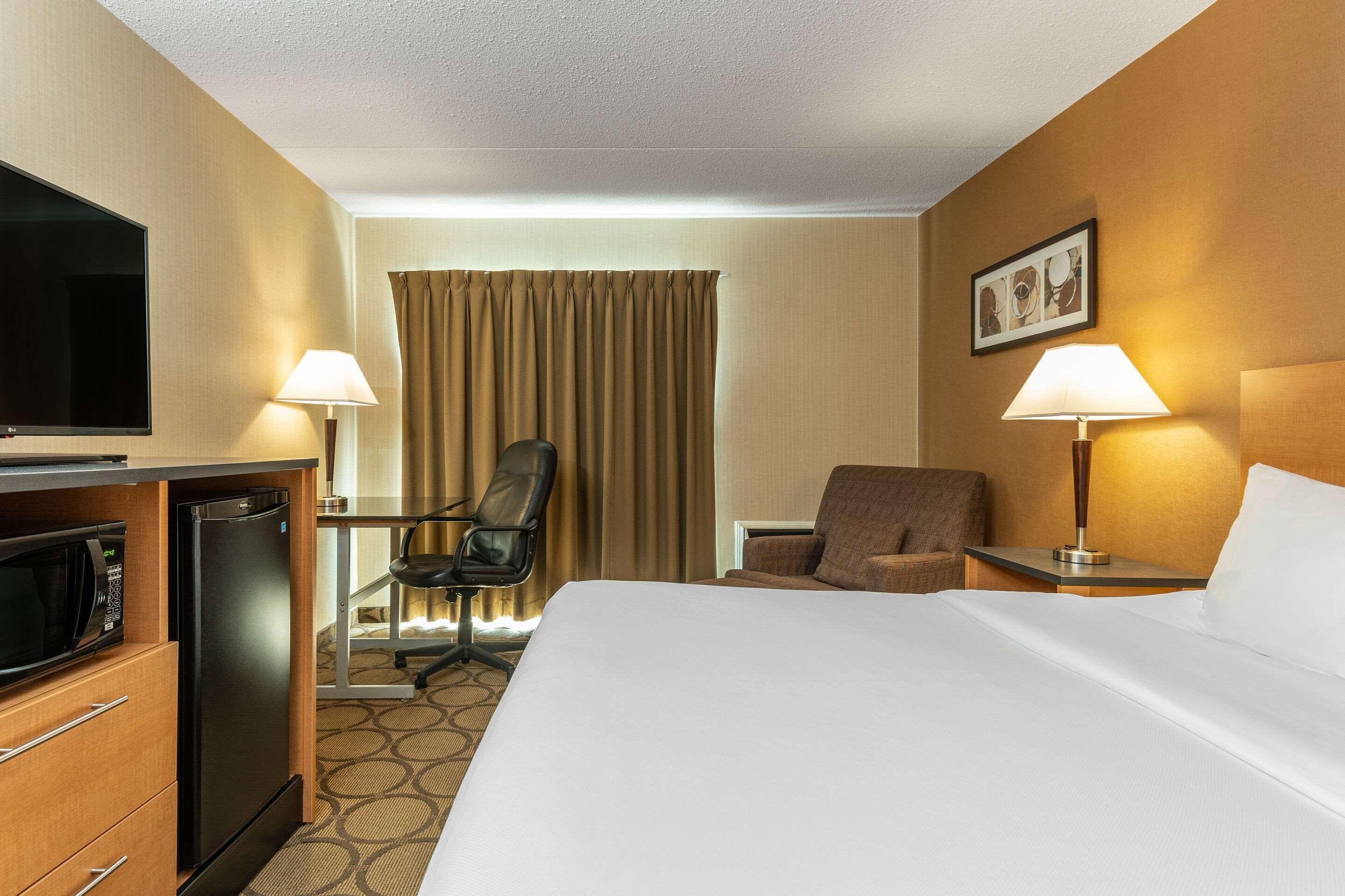 Comfort Inn Kapuskasing Bagian luar foto
