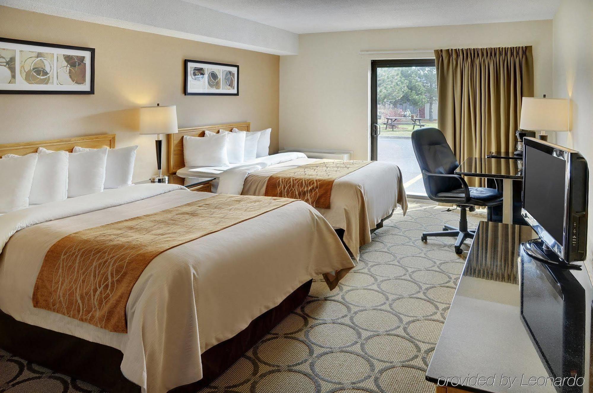 Comfort Inn Kapuskasing Bagian luar foto